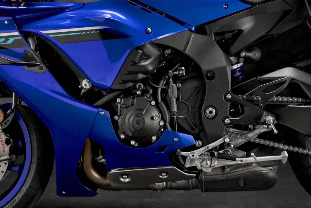 Yamaha YZF-R1 2025 CRSS PLANE